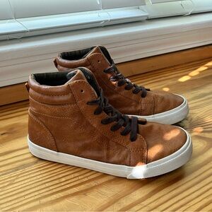 Old Navy Boys Faux Leather High Top Sneakers Camel Tan Sz 4 Youth